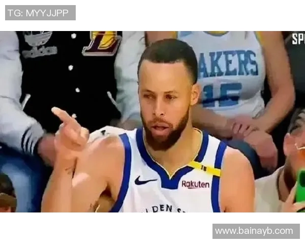 湖人勇士激战正酣文字直播全程回顾精彩瞬间与战术分析