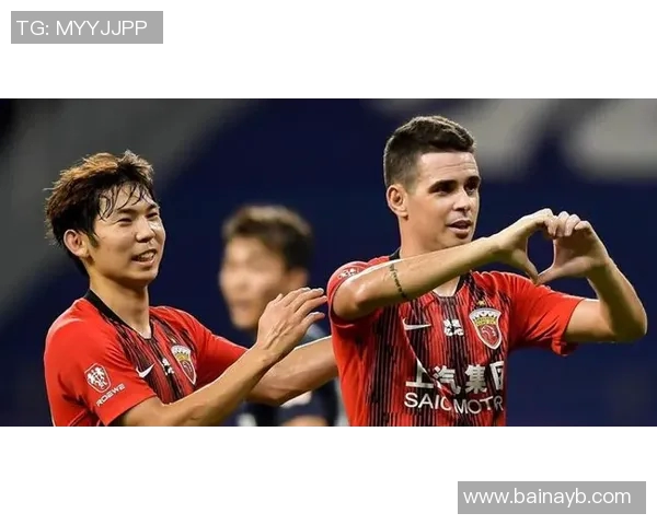 卡尔达斯与佩雷拉激战正酣谁能在这场对决中笑到最后